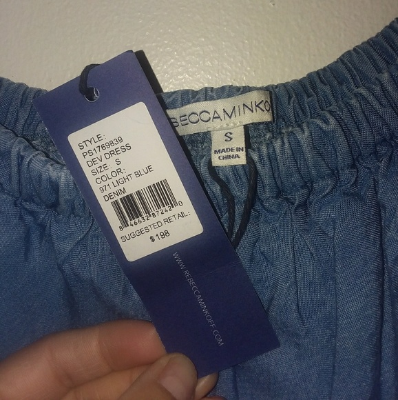 Dress - Picture 3 of 3